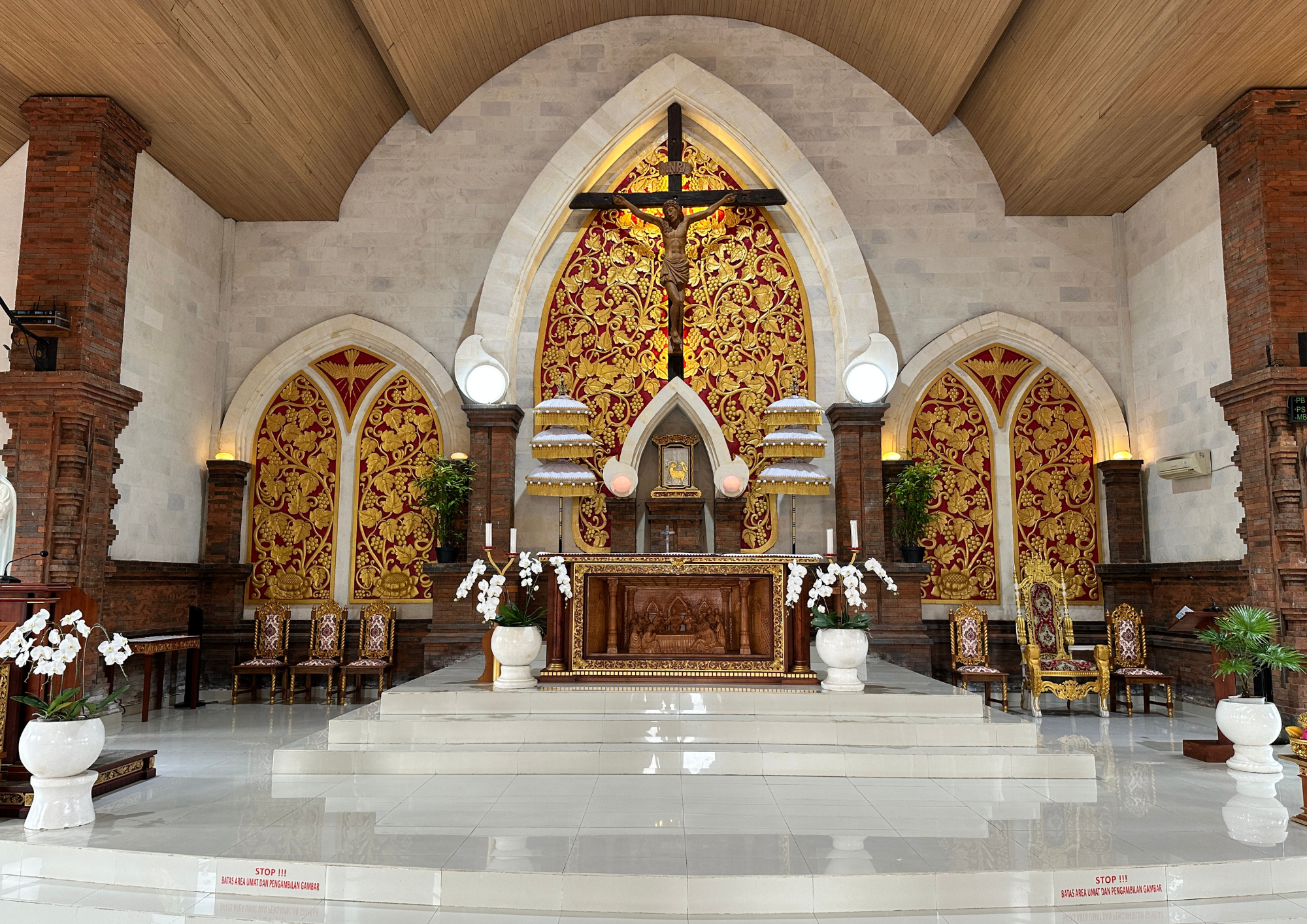 custom-slideshow-image-desktop-block_E7gWrg